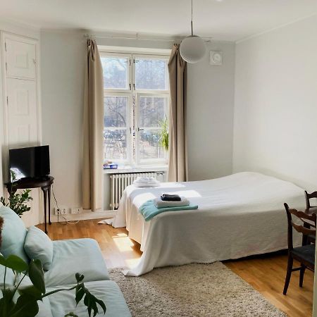 Bright One-Room Studio In The Heart Of Kallio Ελσίνκι Εξωτερικό φωτογραφία